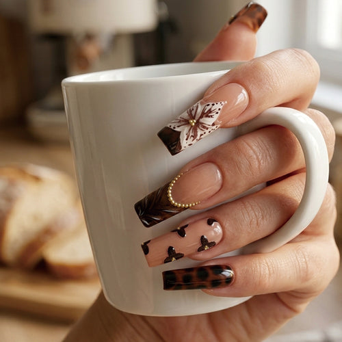 Artistic Nail Art Bowlift