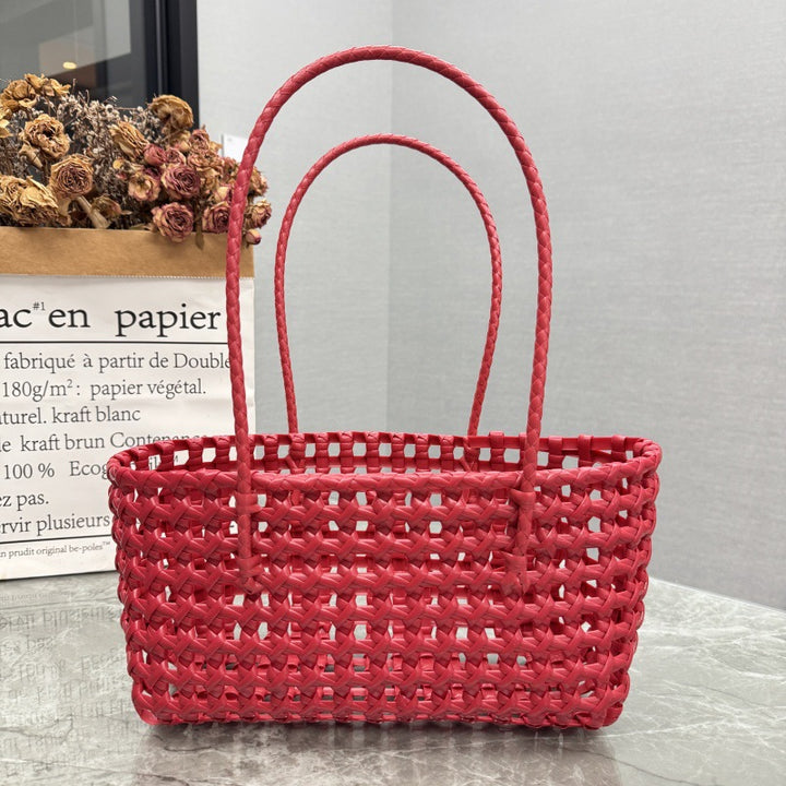 Handmade wicker bag Bowlift