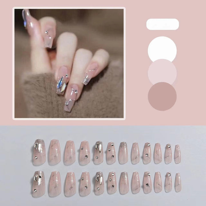 Glamorous artificial nails with glitter accents Bowlift