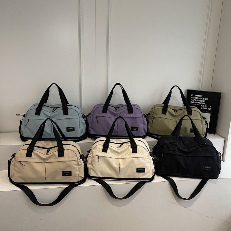 Sporty travel bag with innovative compartments Bowlift
