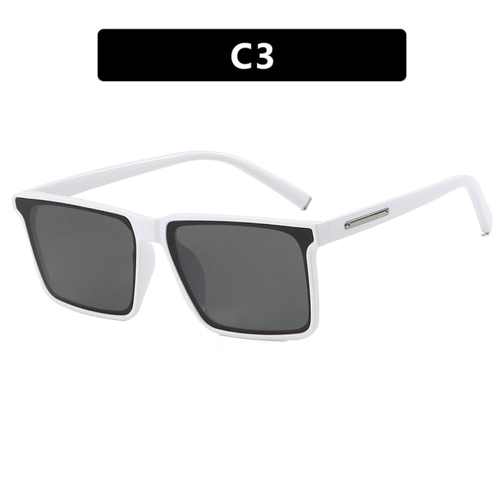 Ladies square sunglasses with modern, sturdy plastic frame Bowlift