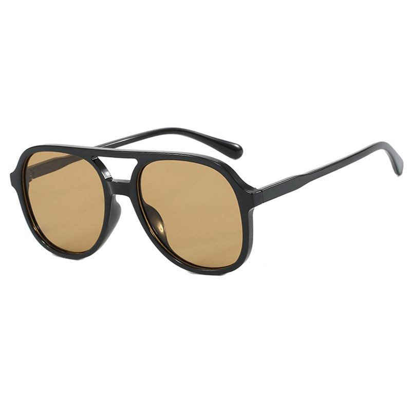 Women oversized sunglasses with innovative design Bowlift