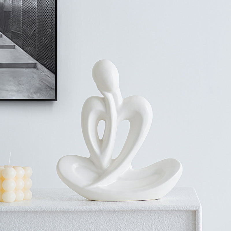 Elegant Love Sculpture Bowlift