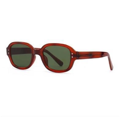 Women’s fashionable sunglasses with large, square frame Bowlift