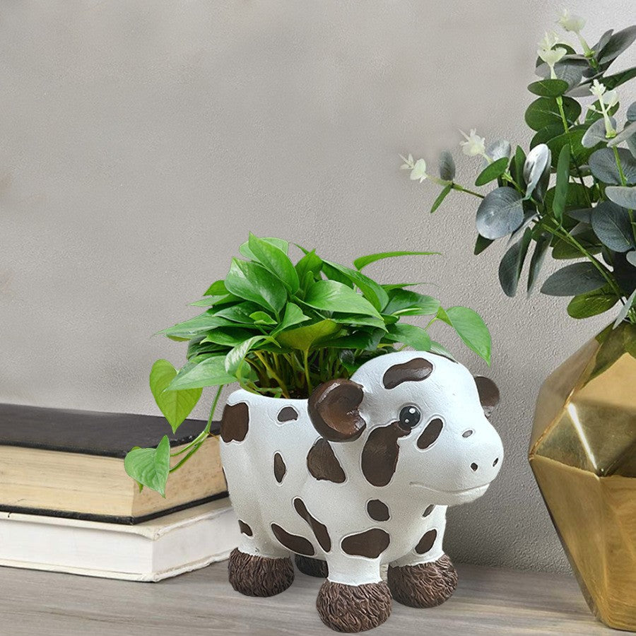 Flower pot in the shape of a cow Bowlift