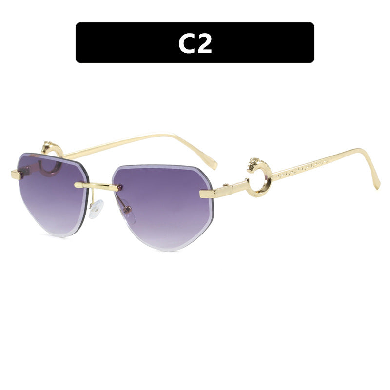 Women's trendy chic sunglasses in modern design with delicate metal frame Bowlift