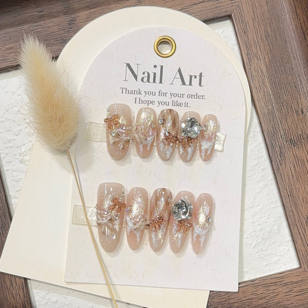 Artificial nail tips with elegant glitter details Bowlift