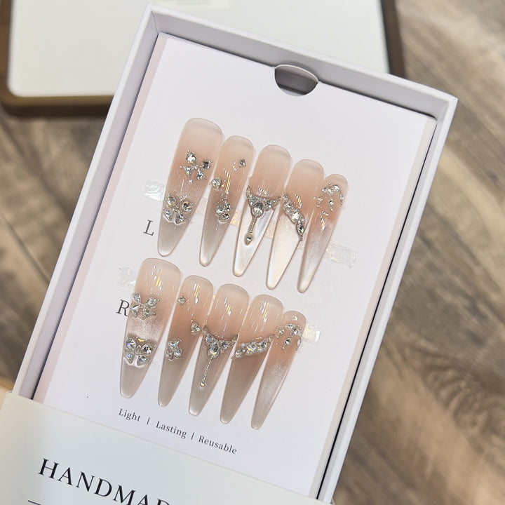 Reusable Stiletto Nail Art Set with Crystal Accents Bowlift