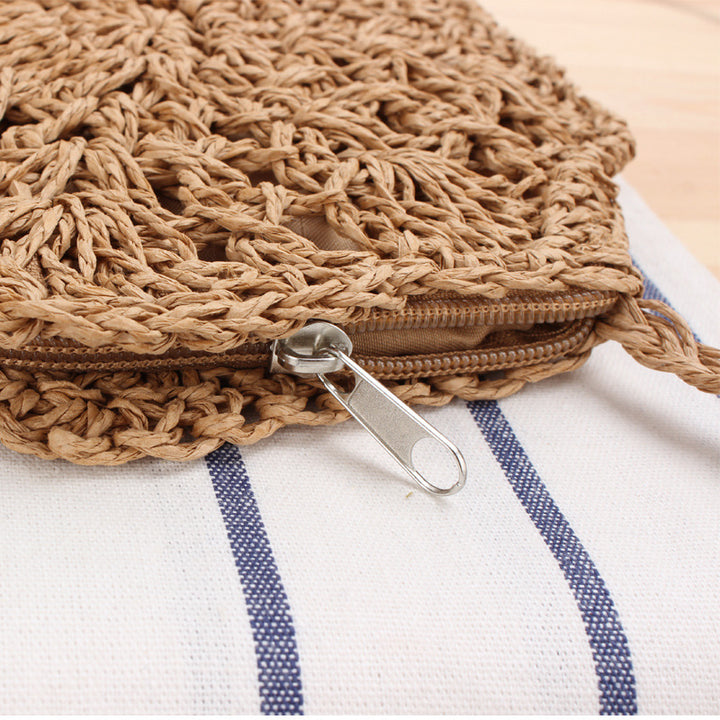 Handbag In The Romantic Lace Pattern Bowlift