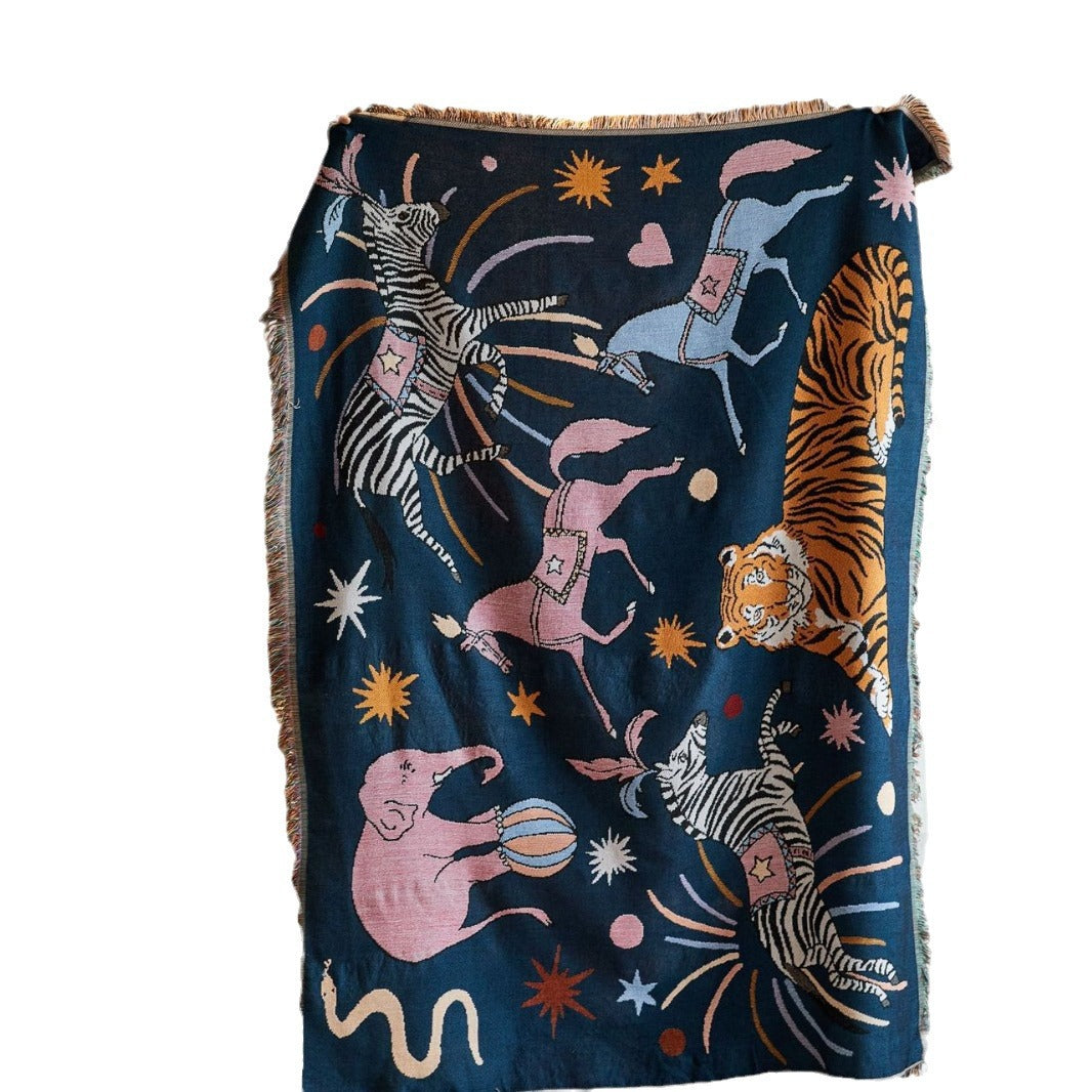 Artistic Animal-Themed Tapestry Blanket