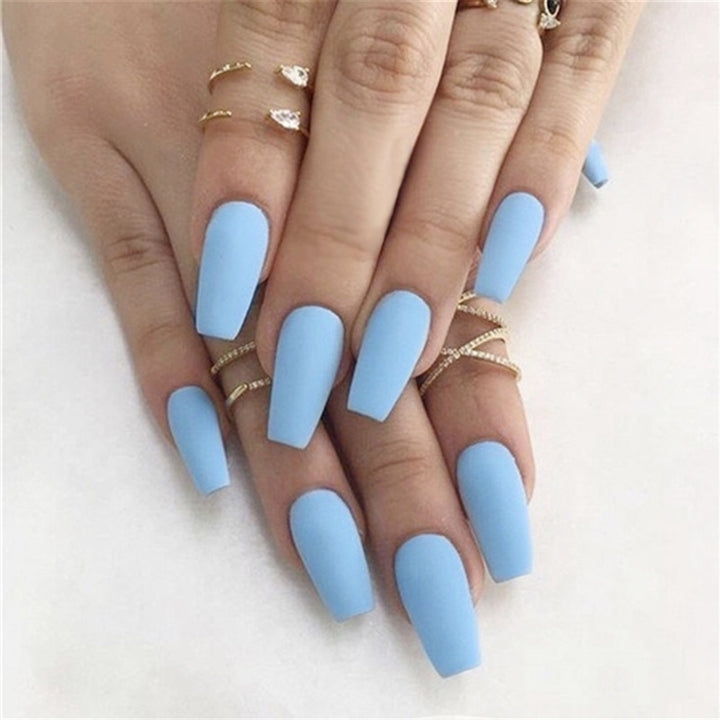 Elegant Ombre Nail Tips Bowlift