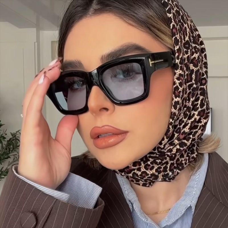 Women's Sunglasses Bowlift