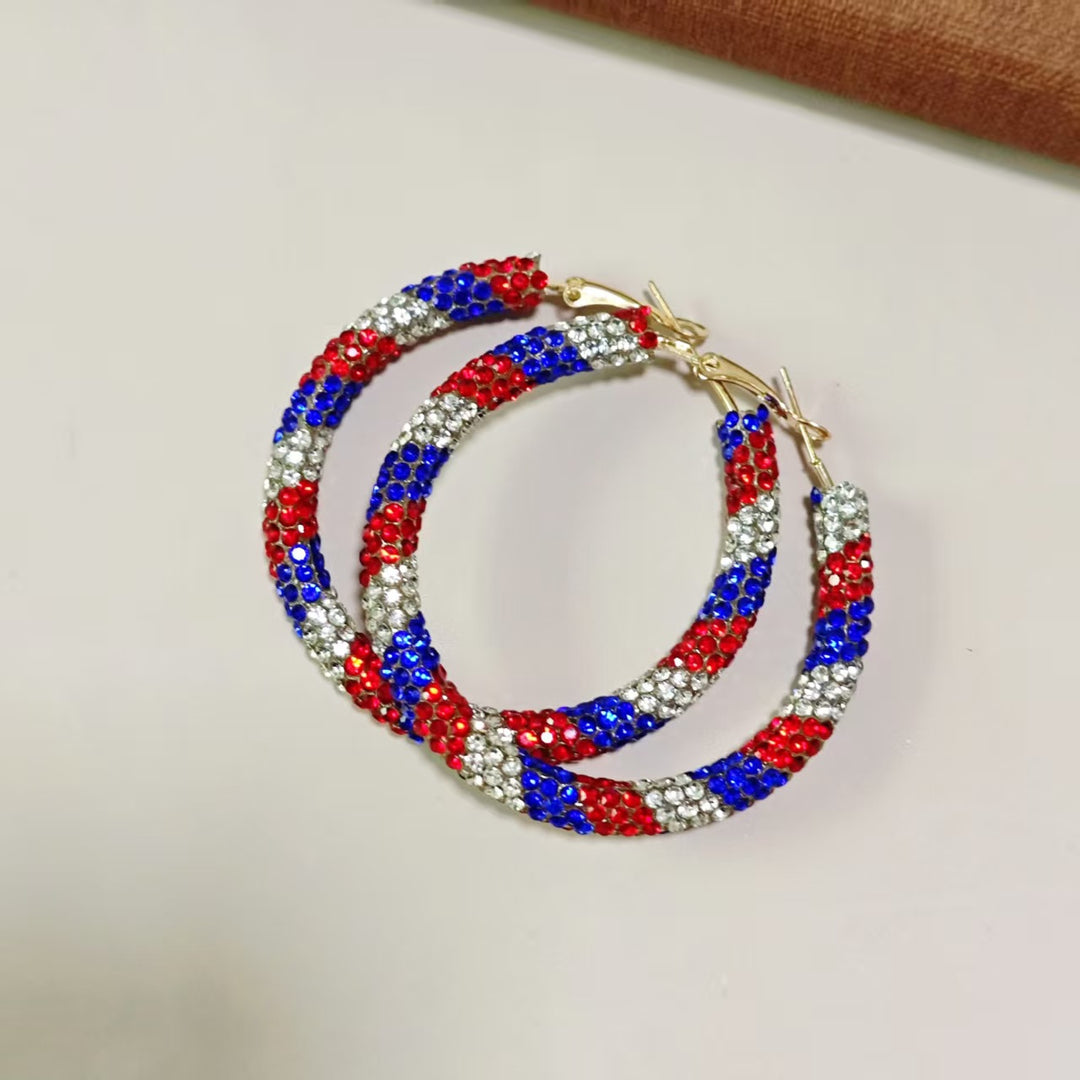 Ladies' large creoles with pavé rhinestone embellishment and clasp closure Bowlift