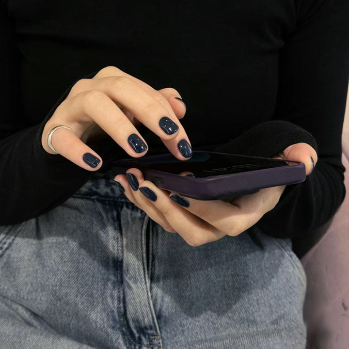 Ombre Press-On Nails with Glossy Finish Bowlift