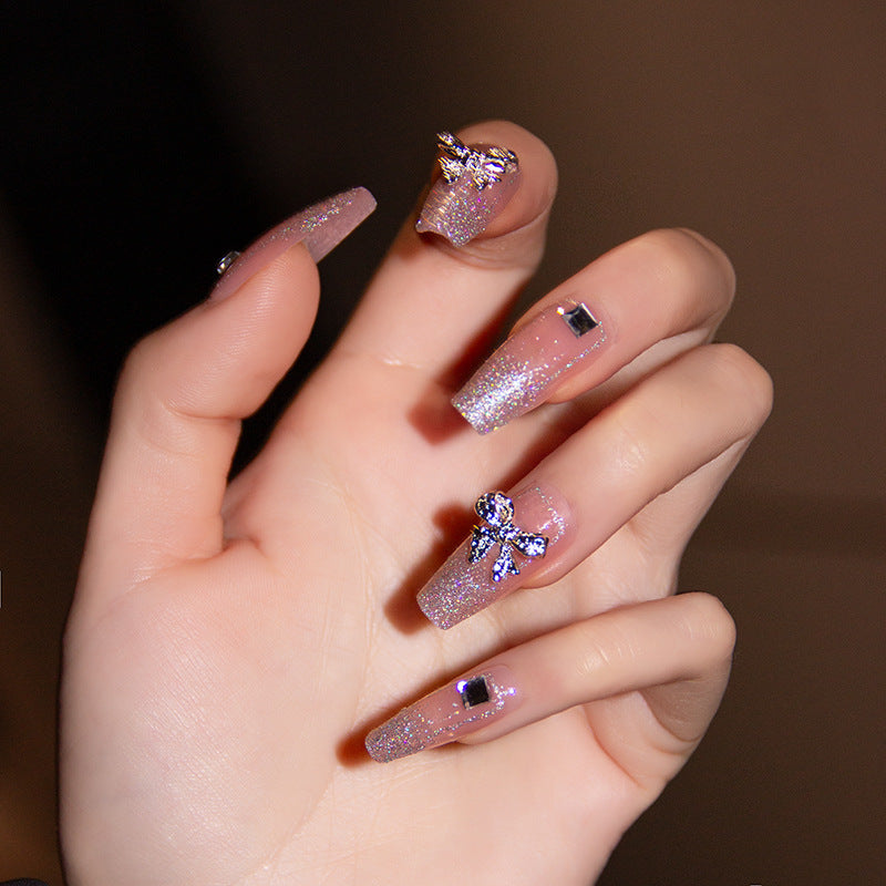 Glamorous Nails Bowlift