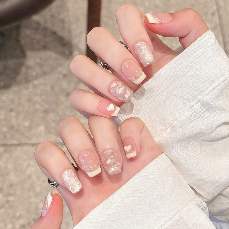 Elegant Heart-Designed Press-On Nails Bowlift