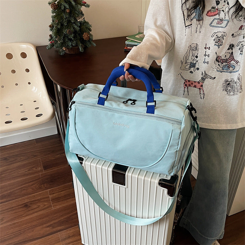Sporty Duffel Bag With Versatile Compartments Bowlift