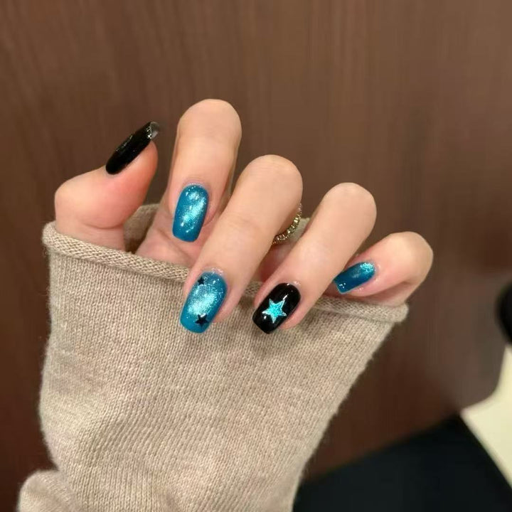 Whimsical Bear-Themed Press-On Nail Art Kit Bowlift