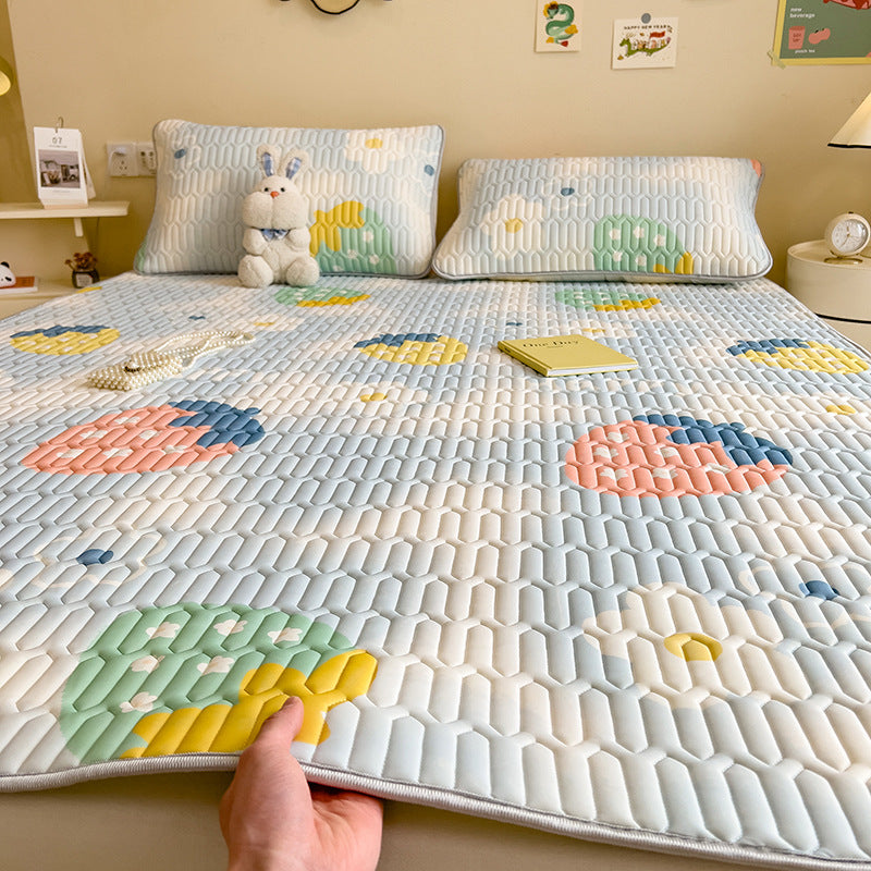 Playful Rabbit-Themed Quilted Bedspread Set
