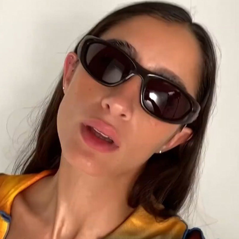 Women's Sporty Sunglasses with Ergonomic Design and UV Protection Bowlift