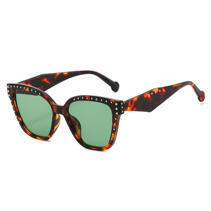 Oversized Fashion Cat-Eye Sunglasses with Rhinestone Details Bowlift