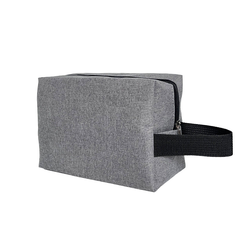 Cosmetic travel case with sturdy zipper Bowlift