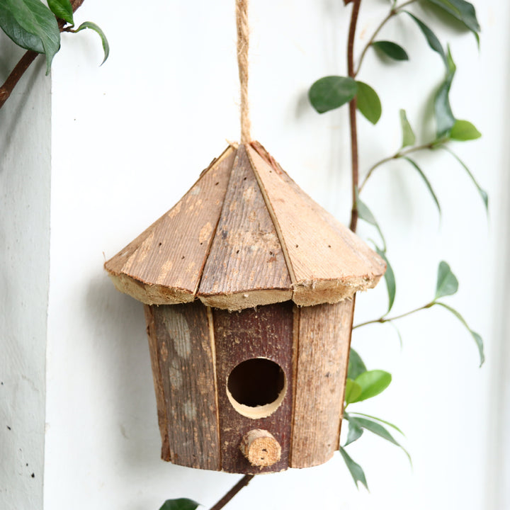 Decorative oden Birdhouse Bowlift