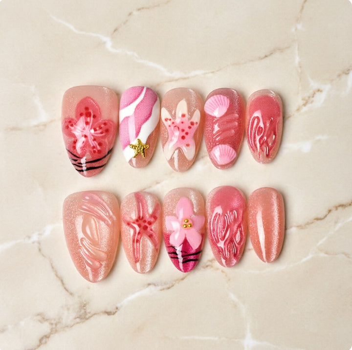 Artificial nails with floral accents Bowlift