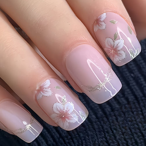 Artificial nails with delicate floral accents Bowlift