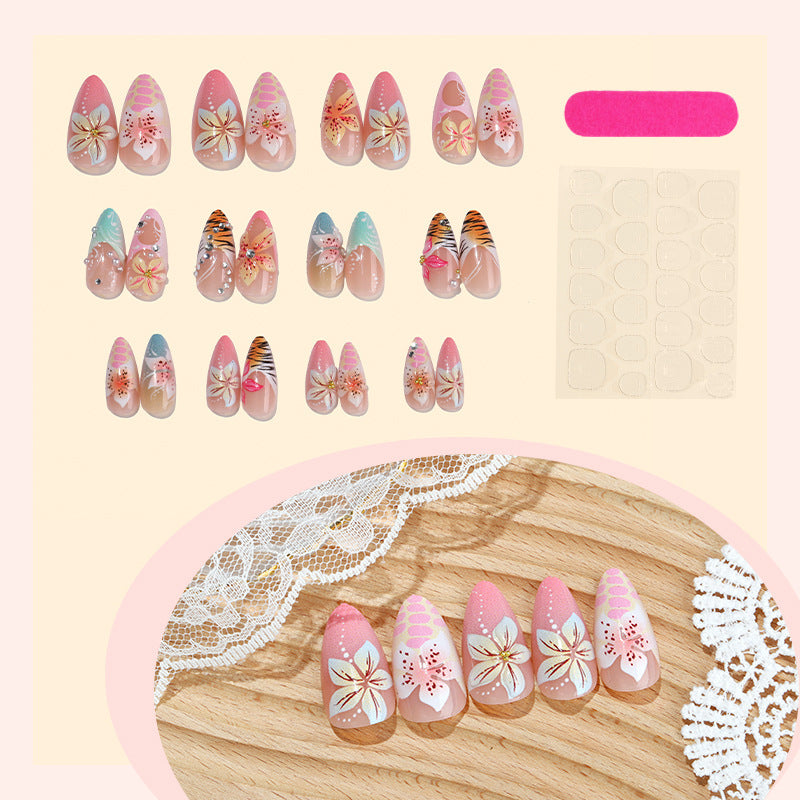 Artistic Nail Set with Floral Accents Bowlift