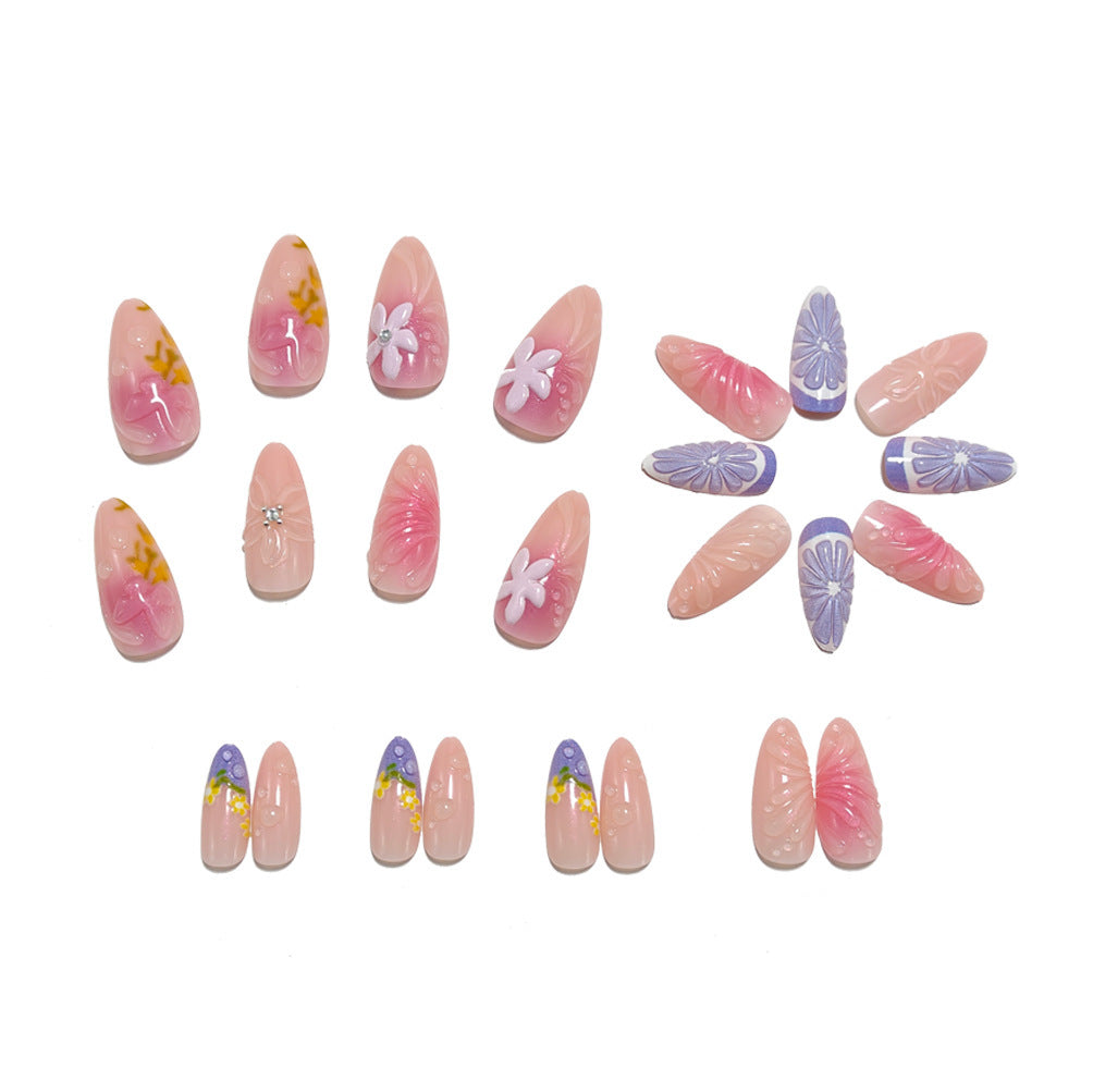 Artificial nail set with floral design and 3D effects Bowlift