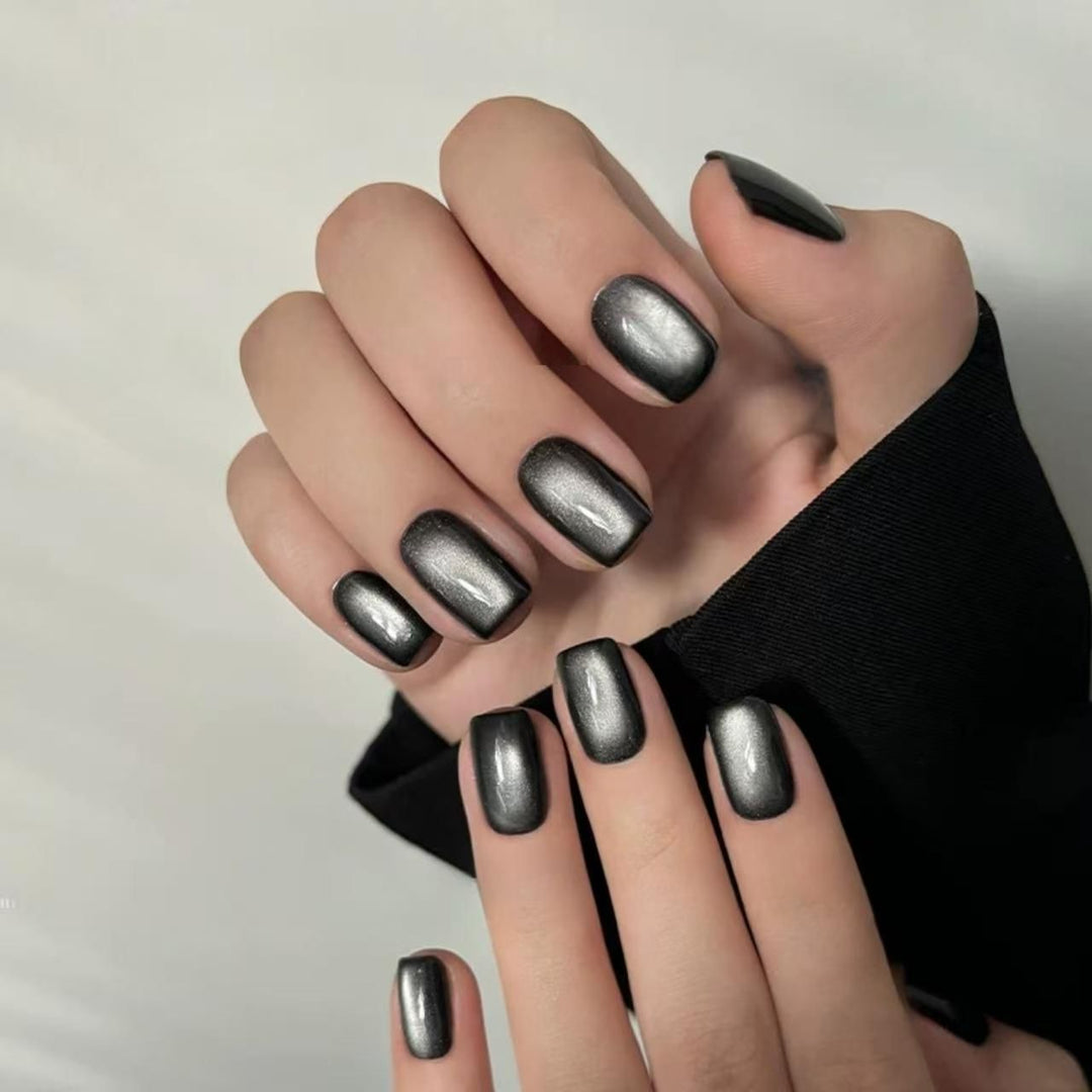 Decorative Heart Design Press-On Nails Bowlift