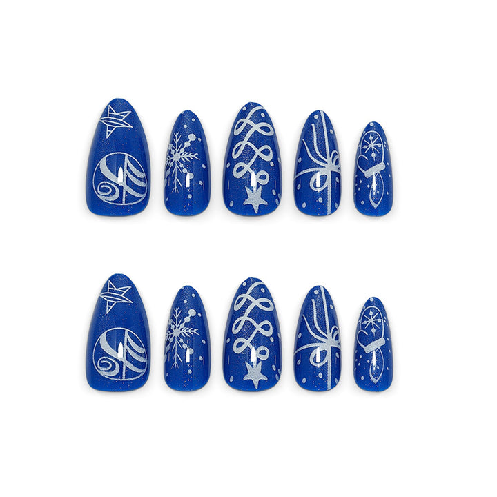 Artificial nails with festive winter design Bowlift
