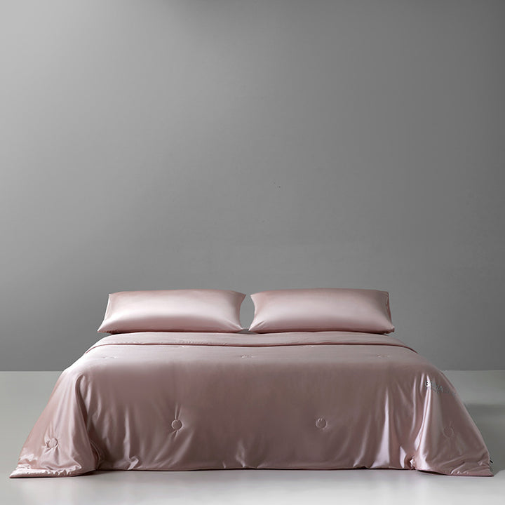 Women Luxury Satin Duvet with Elegant Button Structure Bowlift