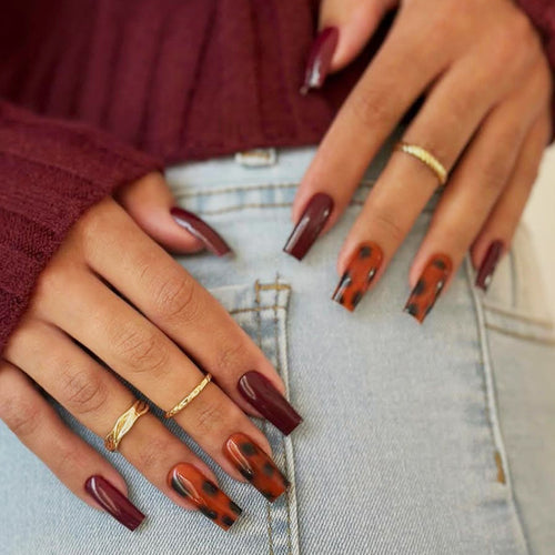 Artistic Press-On Nail Set with Unique Patterns Bowlift
