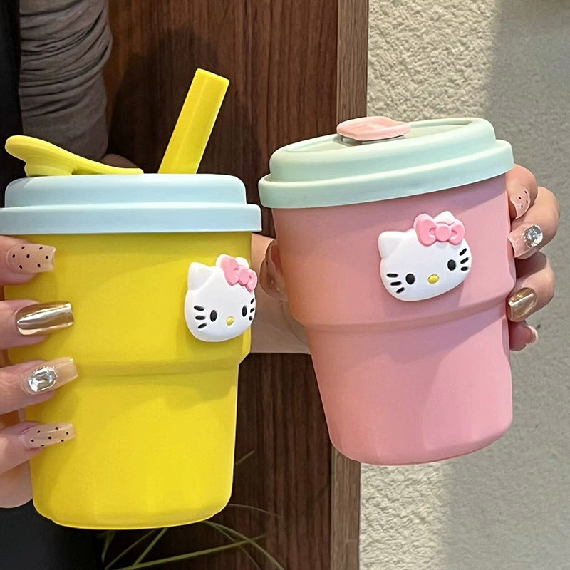 Women's reusable drinking cups with safe straw Bowlift