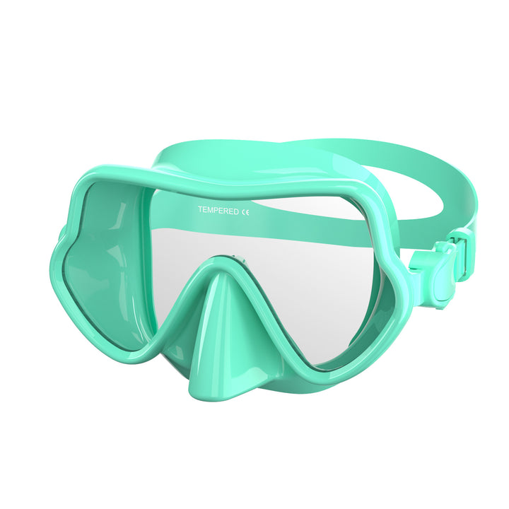 Diving mask with comprehensive field of vision and comfortable silicone border Bowlift
