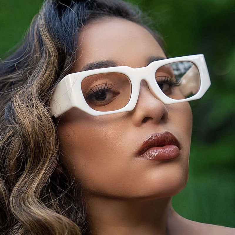 Ladies oversized sunglasses with geometric frame and UV protection Bowlift