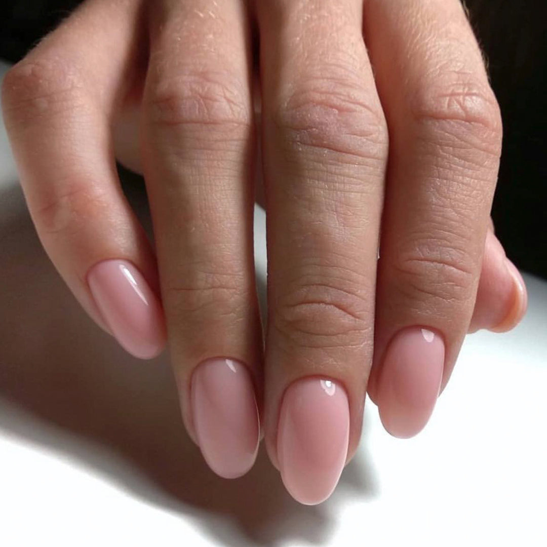 Elegant artificial nails with glossy surface Bowlift