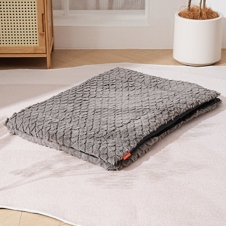 Cozy Textured  Blanket   Dog Bed