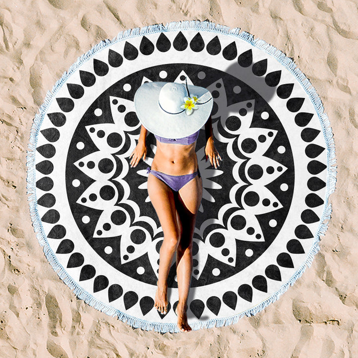 round beach towel with cheerful palm motif Bowlift