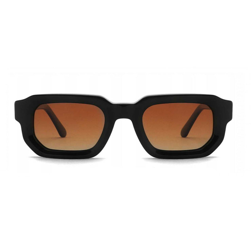 Women's sunglasses in a modern, square design with polarized lenses Bowlift