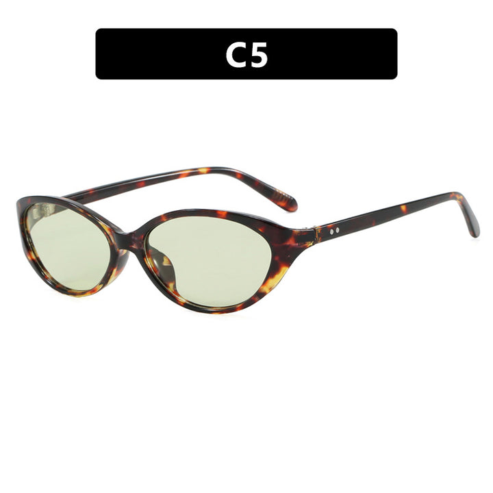 Women's Cat-Eye Sunglasses with stylish design and protective UV filter Bowlift