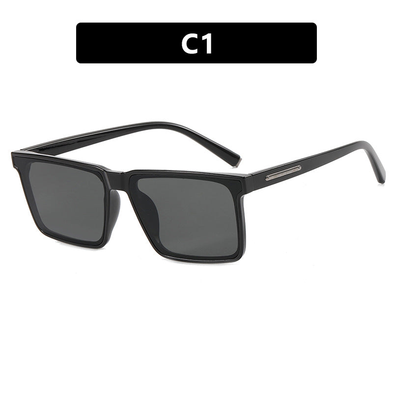 Ladies square sunglasses with modern, sturdy plastic frame Bowlift