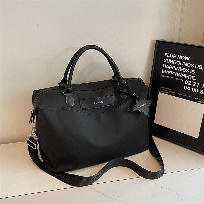 Elegant Travel Bag With Practical Compartments Bowlift