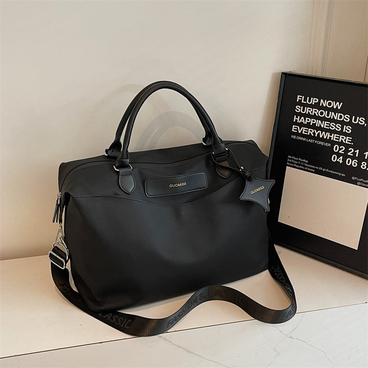 Elegant Travel Bag With Practical Compartments Bowlift
