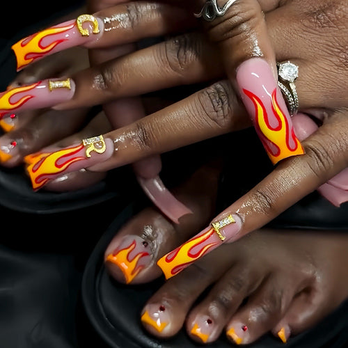 Flame-Patterned Press-On Nail Art Bowlift