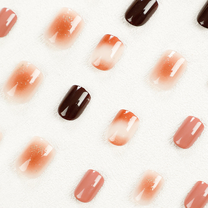 Elegant Nail Art with Glitter and Ombre Effect Bowlift