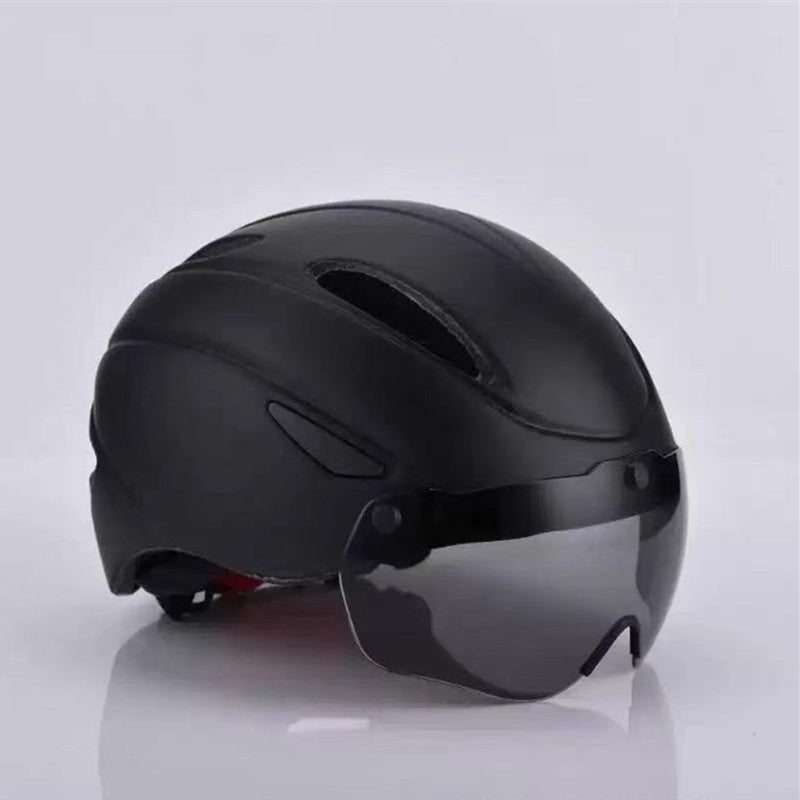 Protective Cycling Helmet with Visor Bowlift