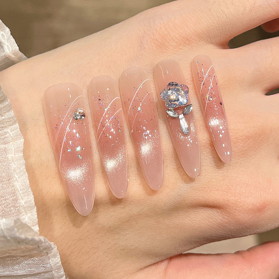 Stylish Stiletto Press-On Nail Extensions Bowlift